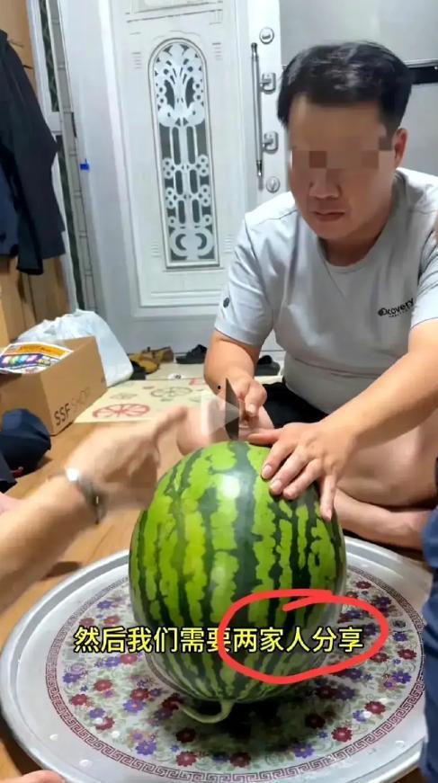 吃瓜博主大学生瓜,揭秘大学生活中的那些“瓜”