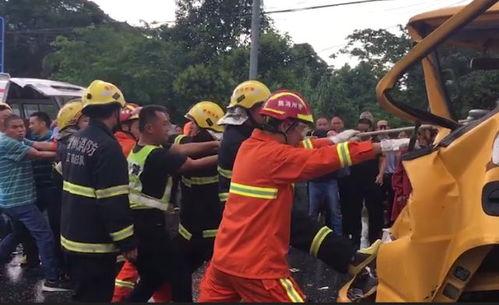 拔河吃瓜图片搞笑,吃瓜群众欢乐无限