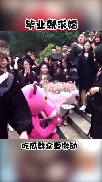 激动吃瓜群众的视频下载,激动瞬间，下载狂欢