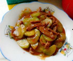 吃小瓜炒肉,小瓜炒肉，色香味俱全的快手佳肴