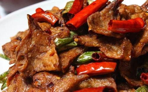 猪吃方瓜好吗怎么吃,猪食方瓜的食用方法与营养价值解析