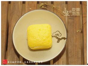 冰淇淋酸奶蛋糕吃瓜,冰淇淋酸奶蛋糕，甜蜜瓜果搭配新体验