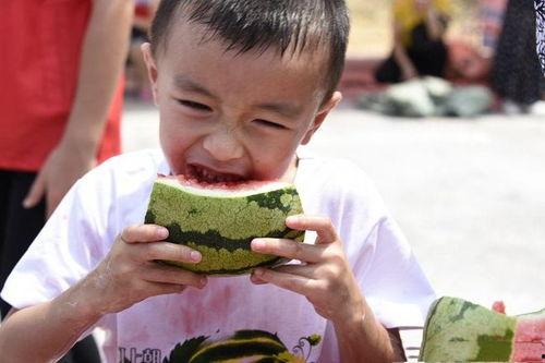 吃瓜还需谨慎,揭秘网络谣言背后的真相
