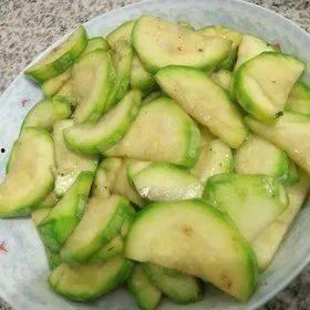 吃坏瓜中毒,吃坏瓜的严重后果及预防措施